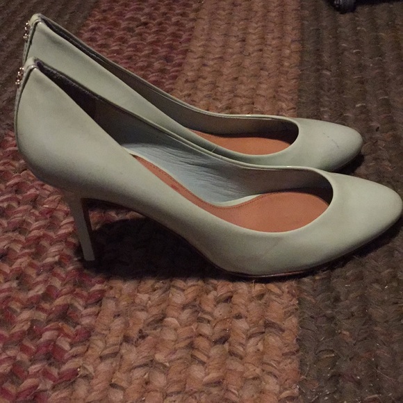 Coach Nala Pumps - Picture 1 of 8